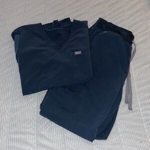 Dark Harbor - Figs Scrub Set